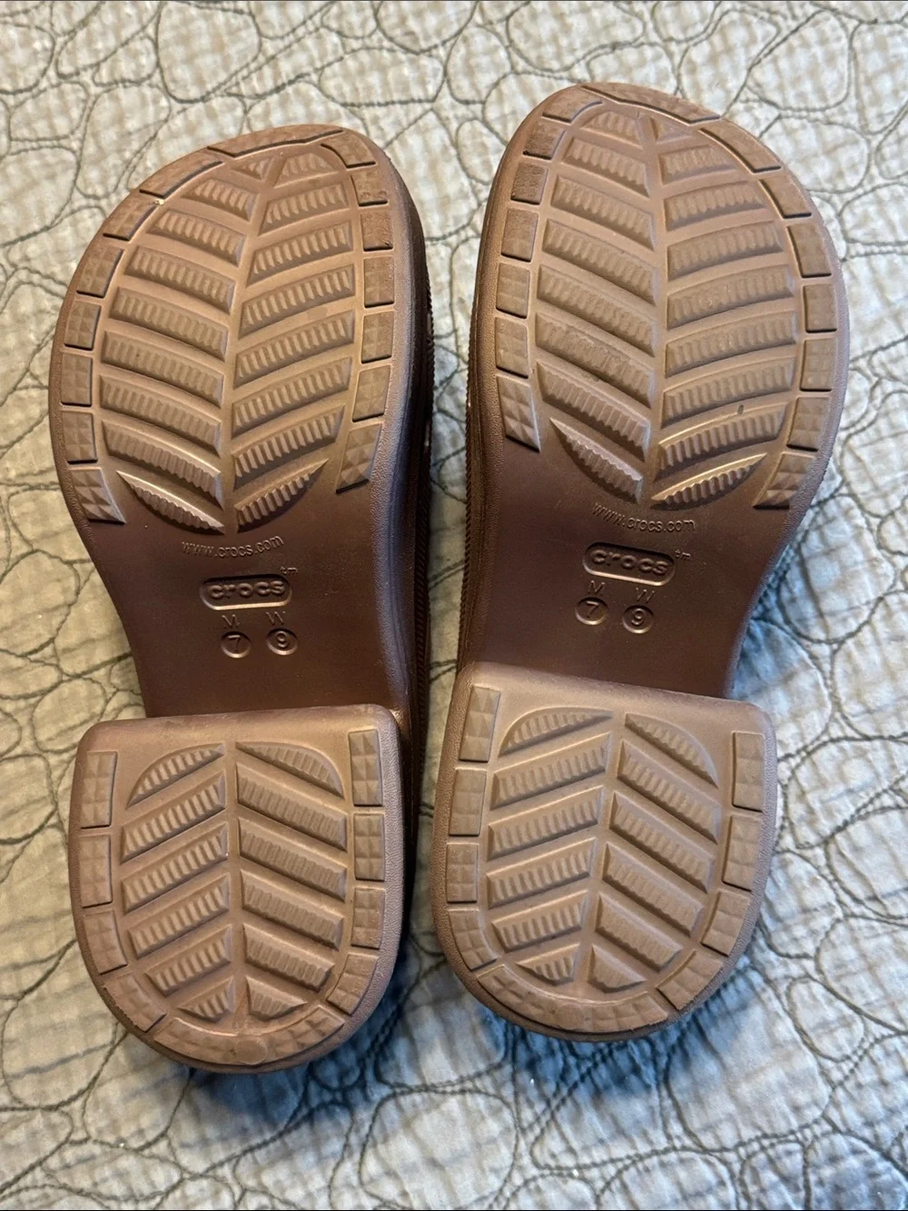 CROCS Siren Platform Clogs in Mocha